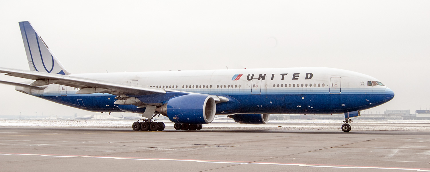 United Airlines N777VA